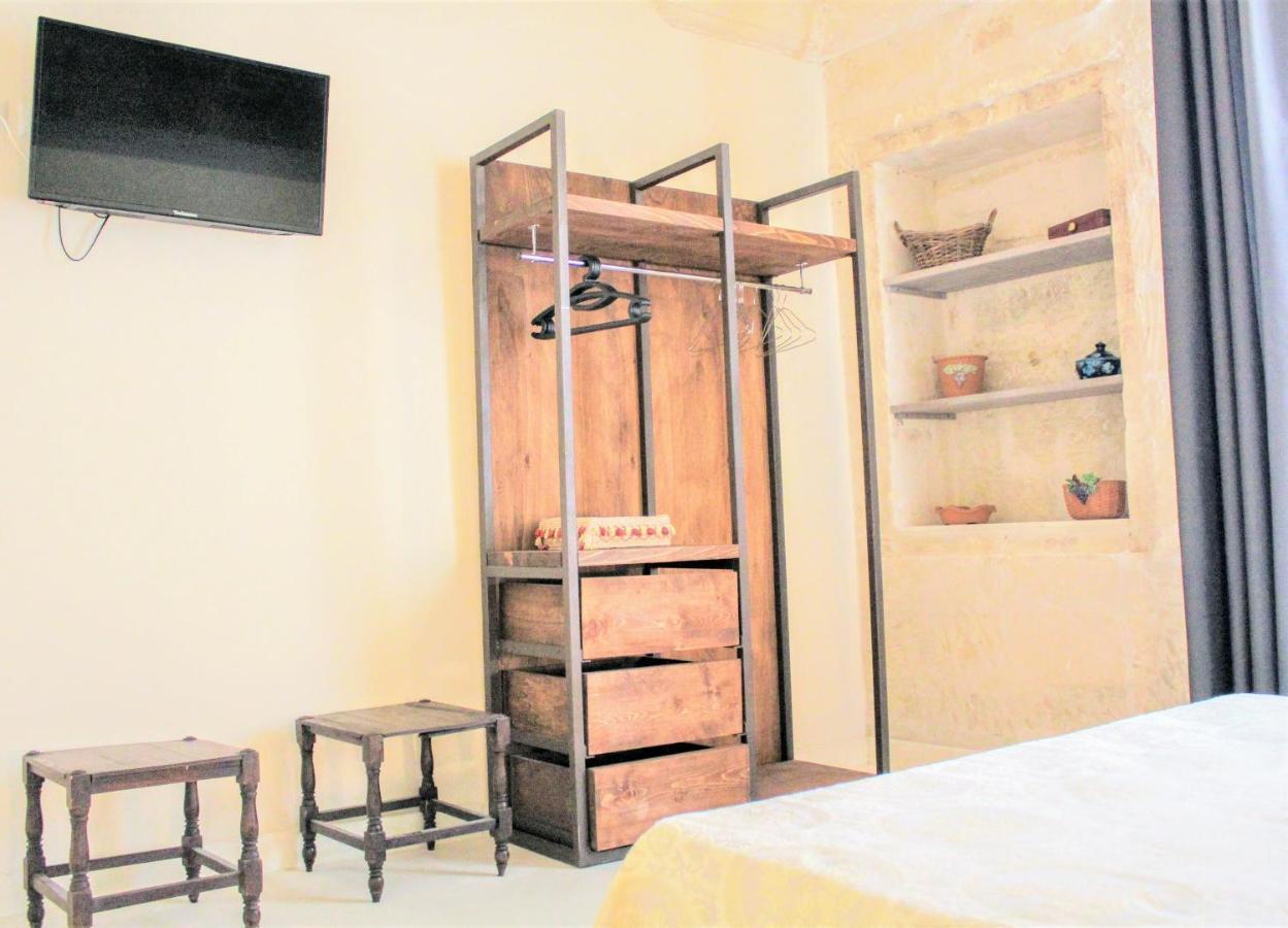 Dimora Vico Dei Nohi Bed & Breakfast Lecce Exterior photo