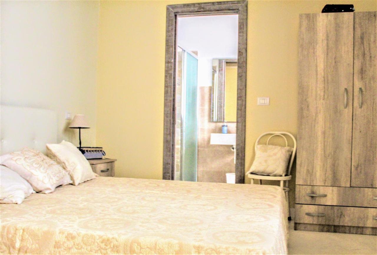 Dimora Vico Dei Nohi Bed & Breakfast Lecce Exterior photo
